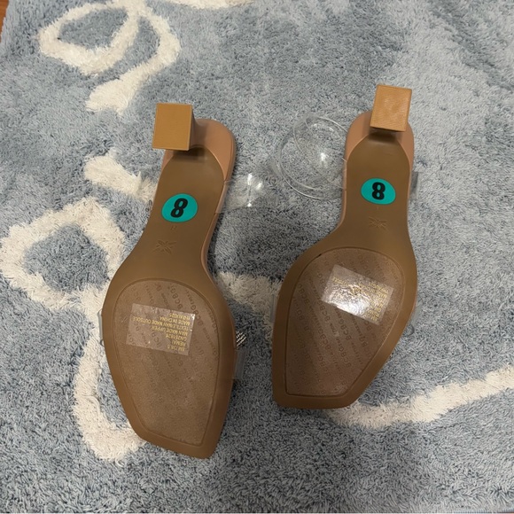 BCBGeneration Relso Women's Dress Sandals [Bow] - Picture 3 of 3